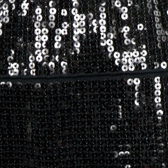 🌟Black Mini Skirt (M) - Picture 2 of 6